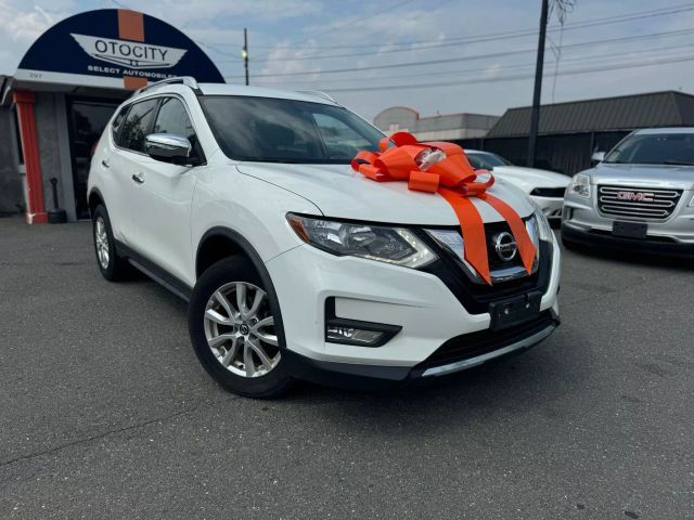 2017 Nissan Rogue SV