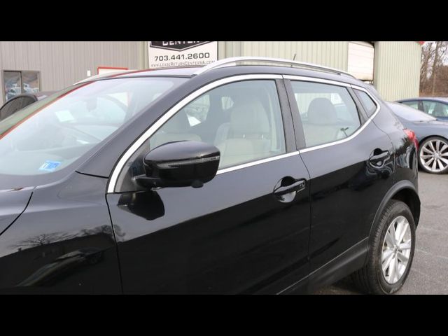2017 Nissan Rogue Sport SV