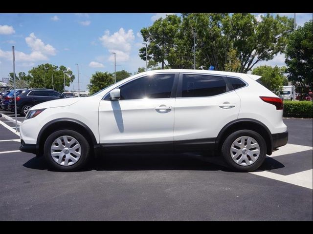 2017 Nissan Rogue Sport S