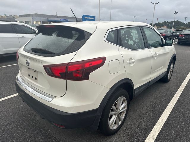 2017 Nissan Rogue Sport S