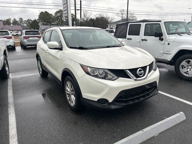 2017 Nissan Rogue Sport S