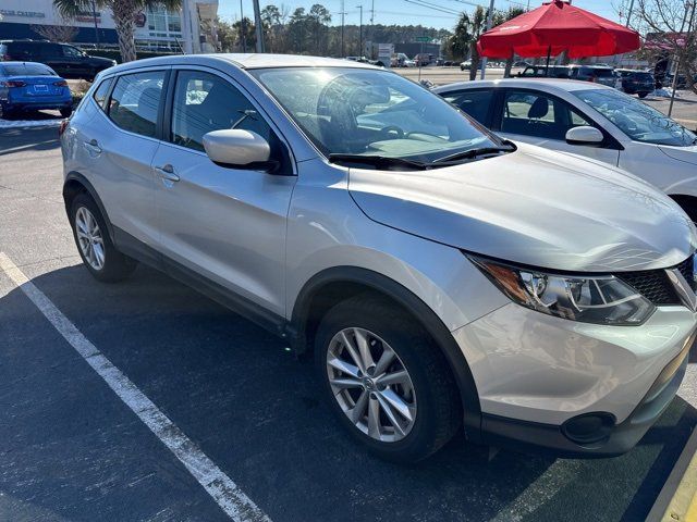 2017 Nissan Rogue Sport S