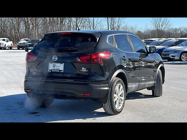 2017 Nissan Rogue Sport S