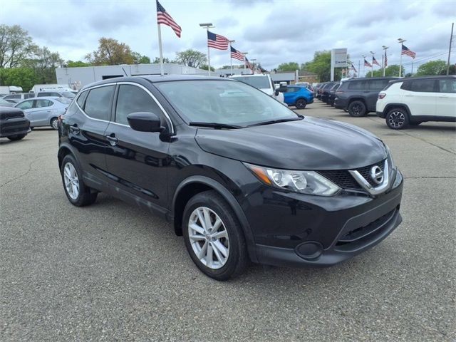 2017 Nissan Rogue Sport S
