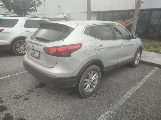 2017 Nissan Rogue Sport S