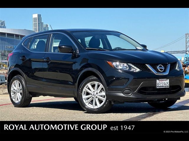 2017 Nissan Rogue Sport S