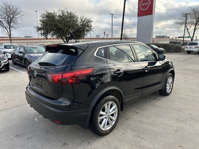 2017 Nissan Rogue Sport S