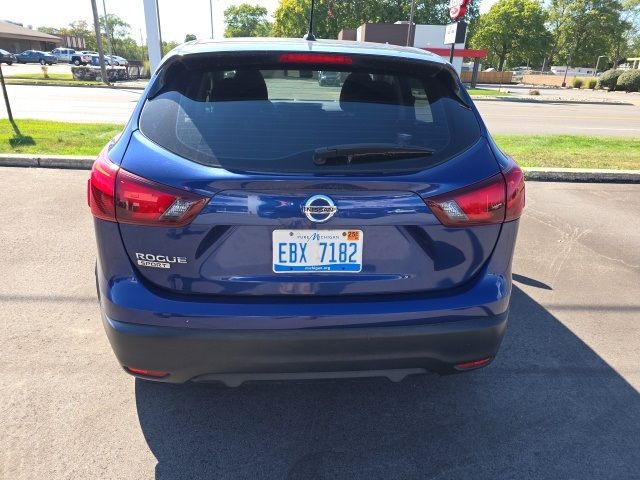 2017 Nissan Rogue Sport S