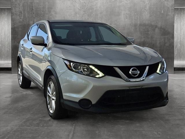 2017 Nissan Rogue Sport S