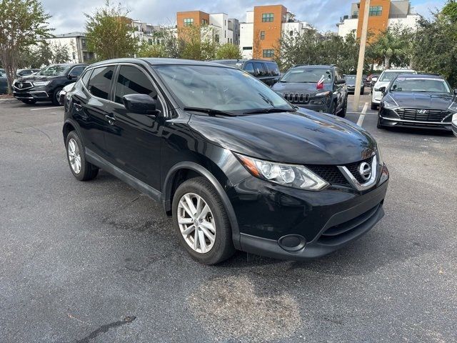 2017 Nissan Rogue Sport S