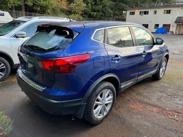 2017 Nissan Rogue Sport S