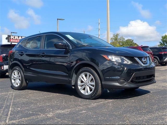 2017 Nissan Rogue Sport S