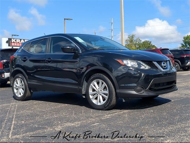 2017 Nissan Rogue Sport S