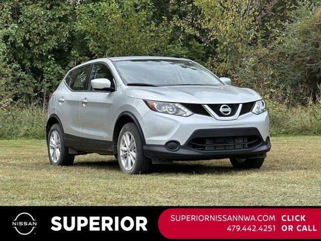 2017 Nissan Rogue Sport S