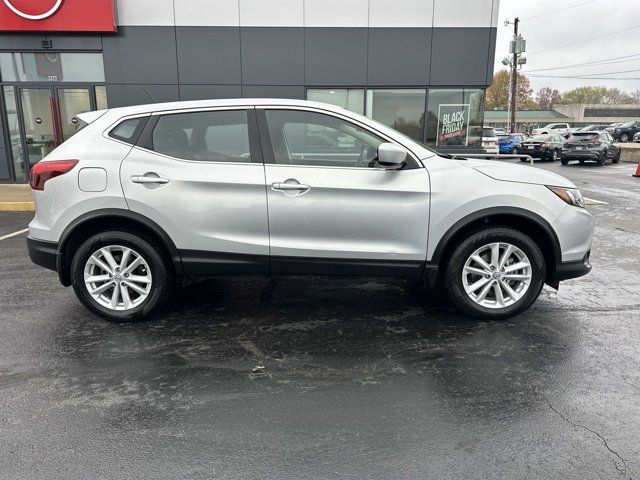 2017 Nissan Rogue Sport S