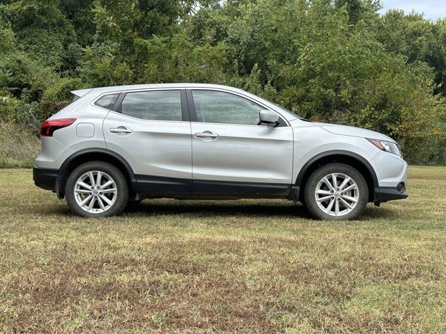 2017 Nissan Rogue Sport S