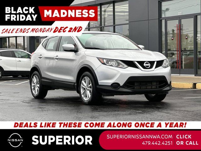 2017 Nissan Rogue Sport S