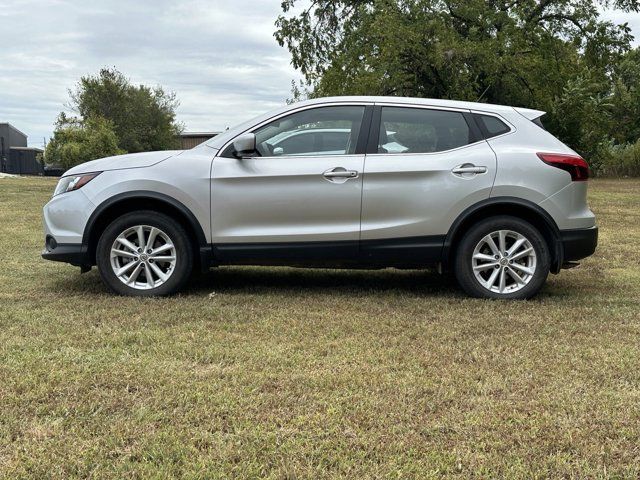 2017 Nissan Rogue Sport S