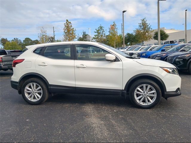 2017 Nissan Rogue Sport S