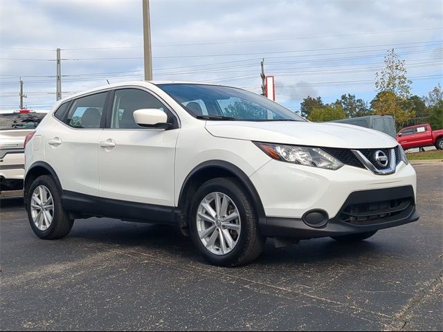 2017 Nissan Rogue Sport S