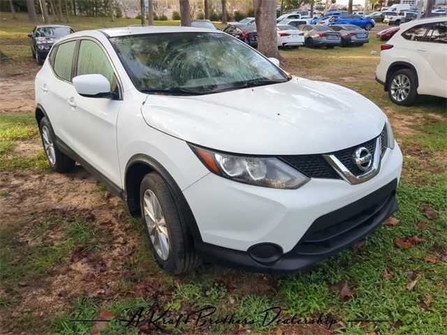 2017 Nissan Rogue Sport S