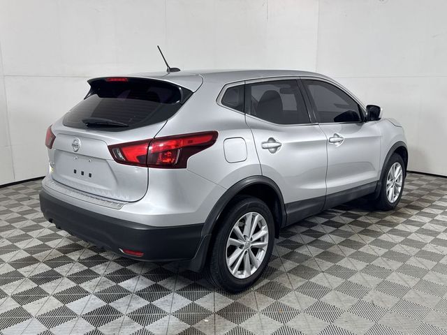 2017 Nissan Rogue Sport S