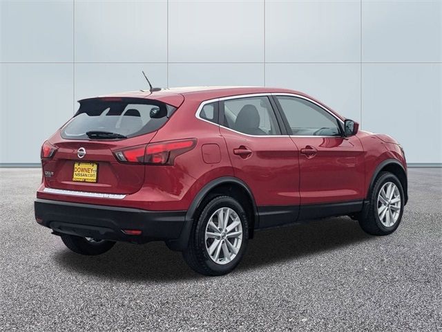 2017 Nissan Rogue Sport S