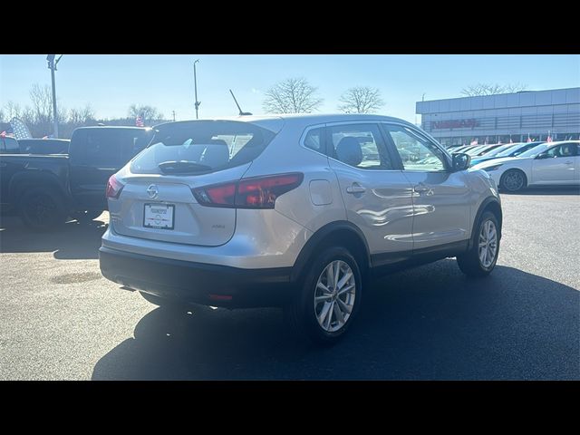 2017 Nissan Rogue Sport S