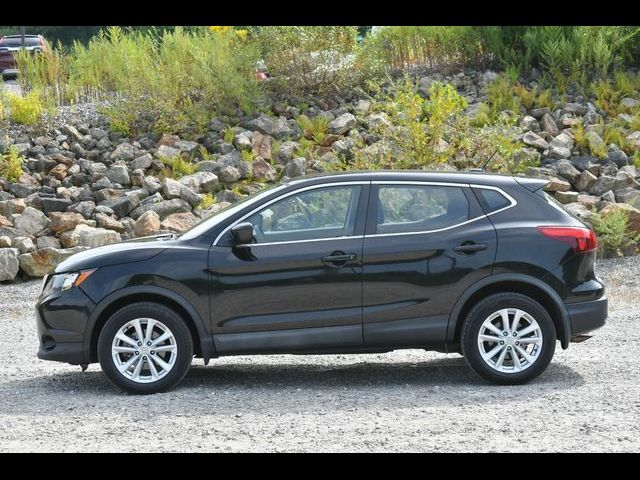 2017 Nissan Rogue Sport S