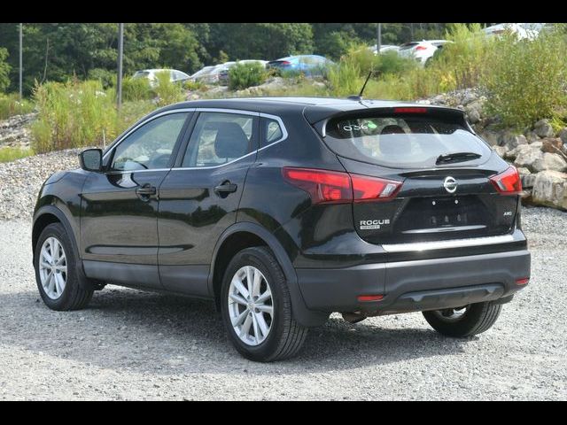 2017 Nissan Rogue Sport S