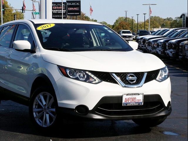 2017 Nissan Rogue Sport S