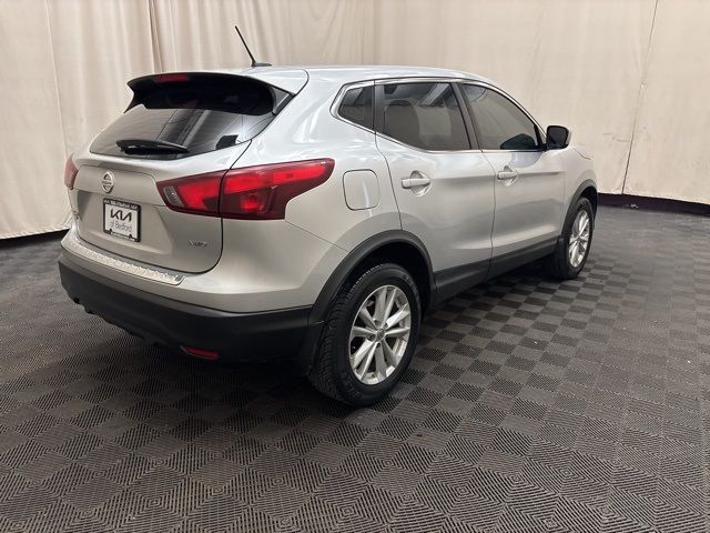 2017 Nissan Rogue Sport S