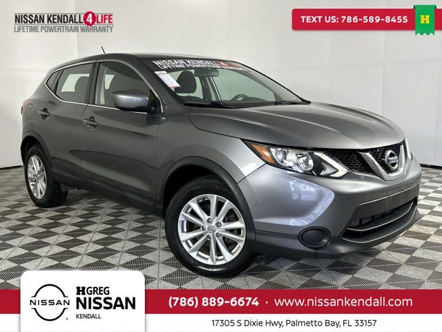 2017 Nissan Rogue Sport S