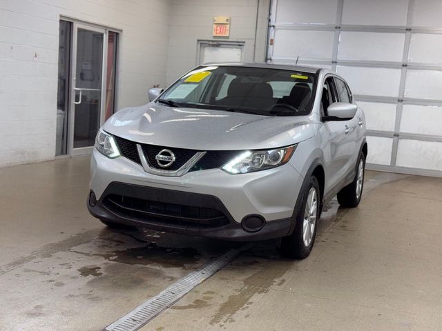 2017 Nissan Rogue Sport S