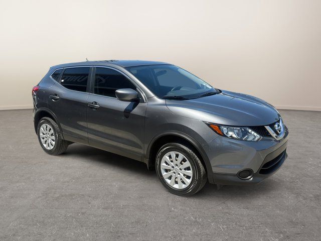 2017 Nissan Rogue Sport S