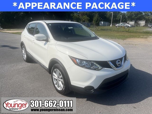 2017 Nissan Rogue Sport S