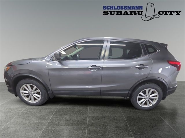 2017 Nissan Rogue Sport S