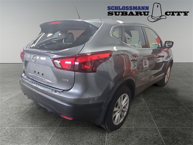 2017 Nissan Rogue Sport S