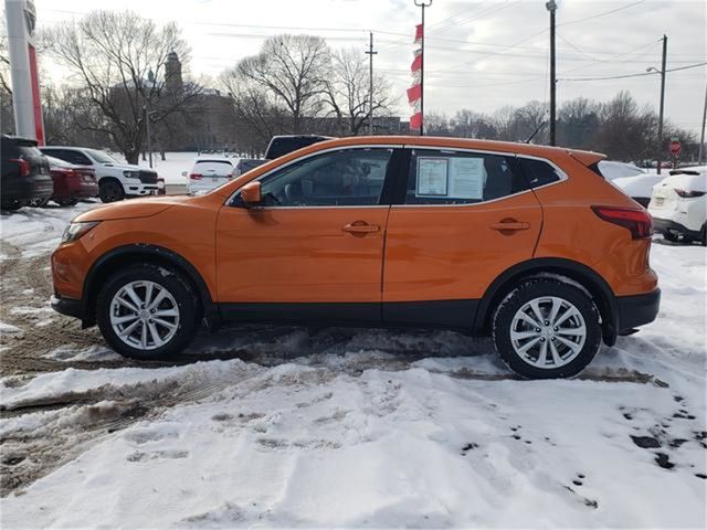 2017 Nissan Rogue Sport S