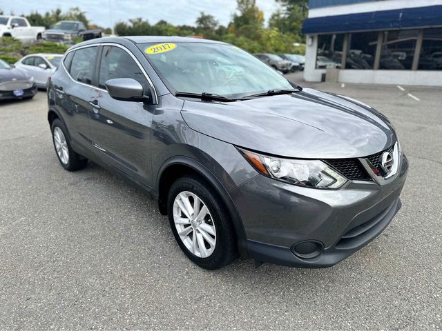 2017 Nissan Rogue Sport S