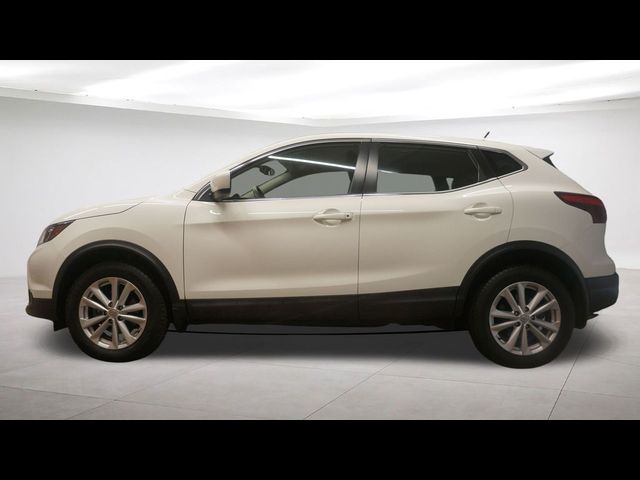 2017 Nissan Rogue Sport S