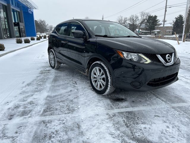 2017 Nissan Rogue Sport S