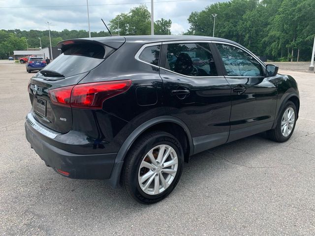 2017 Nissan Rogue Sport S