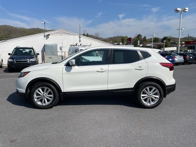 2017 Nissan Rogue Sport S