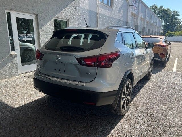 2017 Nissan Rogue Sport SL