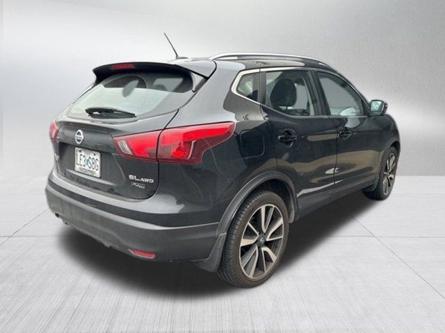 2017 Nissan Rogue Sport SL