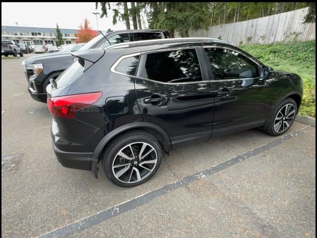 2017 Nissan Rogue Sport SL