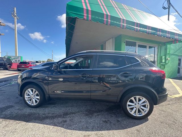 2017 Nissan Rogue Sport SV