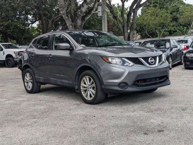 2017 Nissan Rogue Sport SV