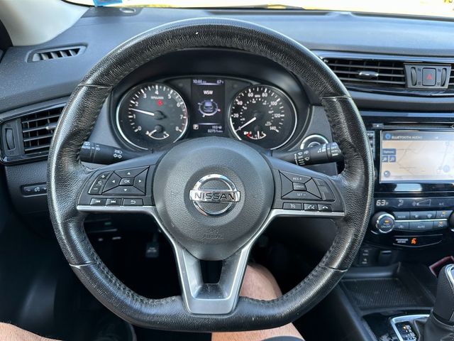 2017 Nissan Rogue Sport SV